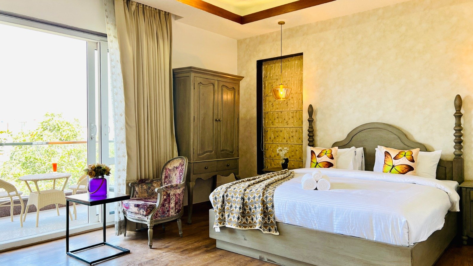 Service Apartment Near Medanta – Comfortable Stay in Gurgaon